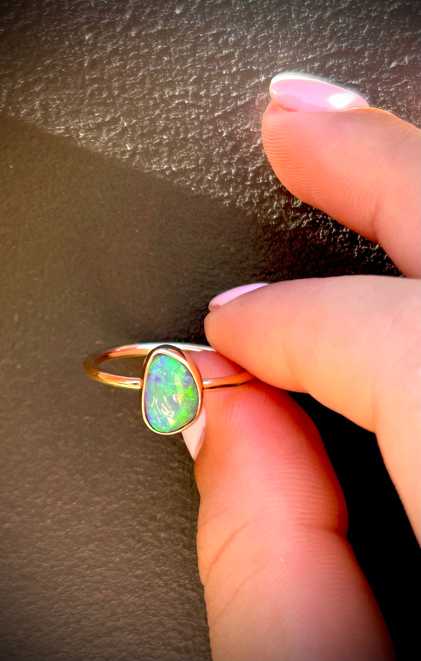 9ct gold, Forest Light - 1.2ct