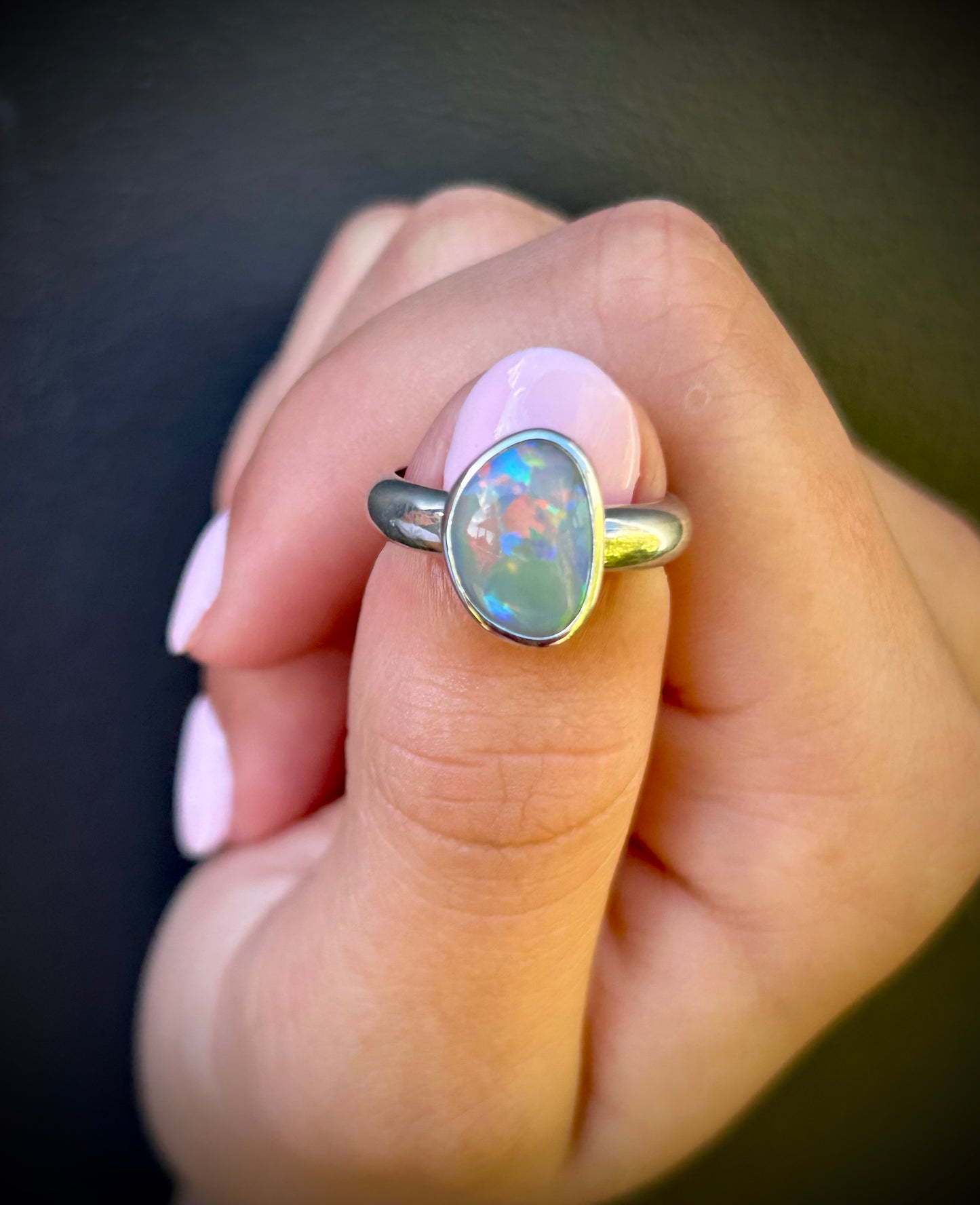 Smoky rainbow - 2.3ct
