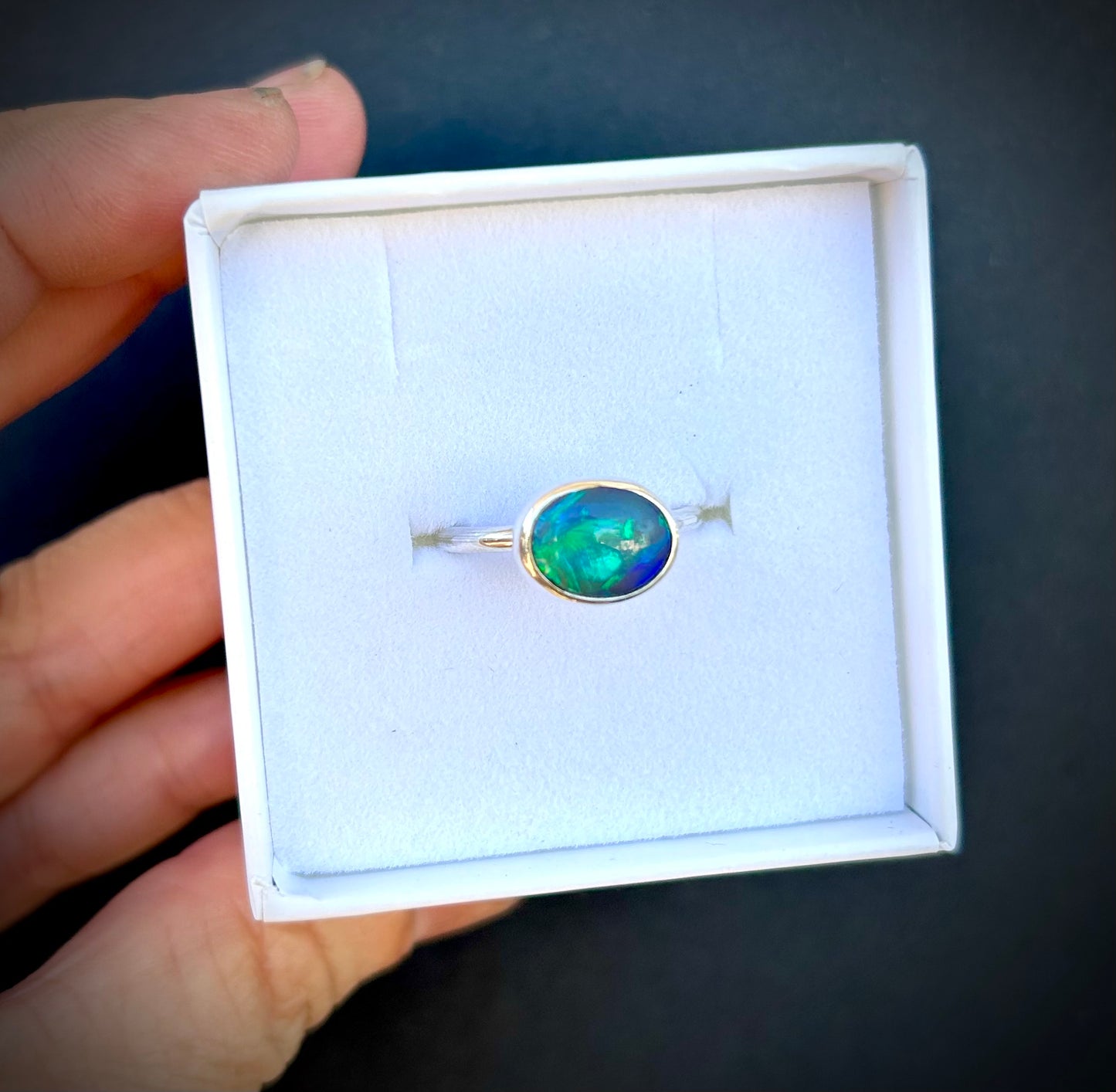 Green swirl - 2.3ct Solid opal