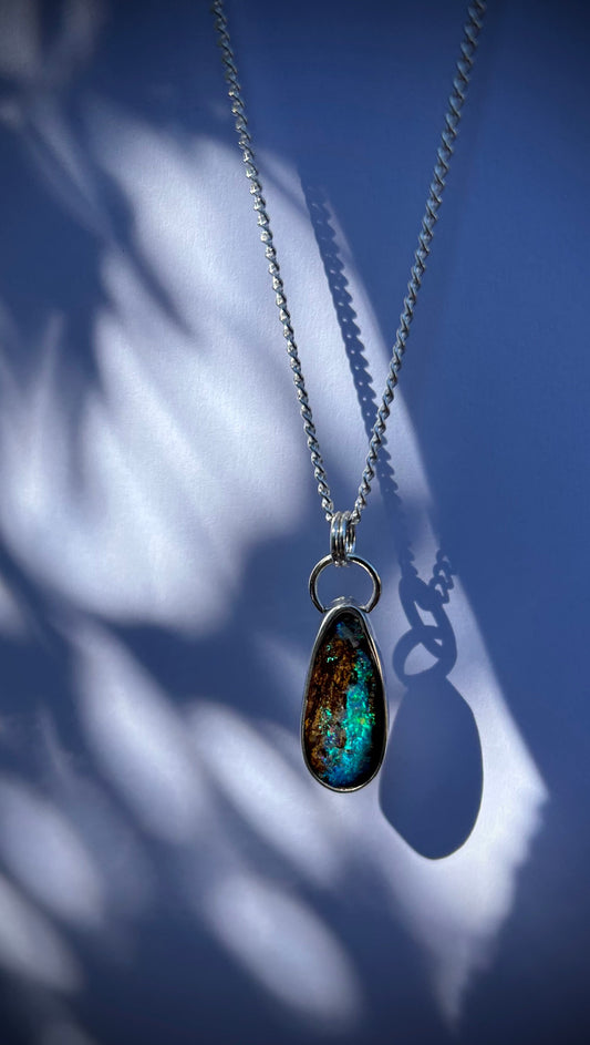 The river muse - Boulder Opal