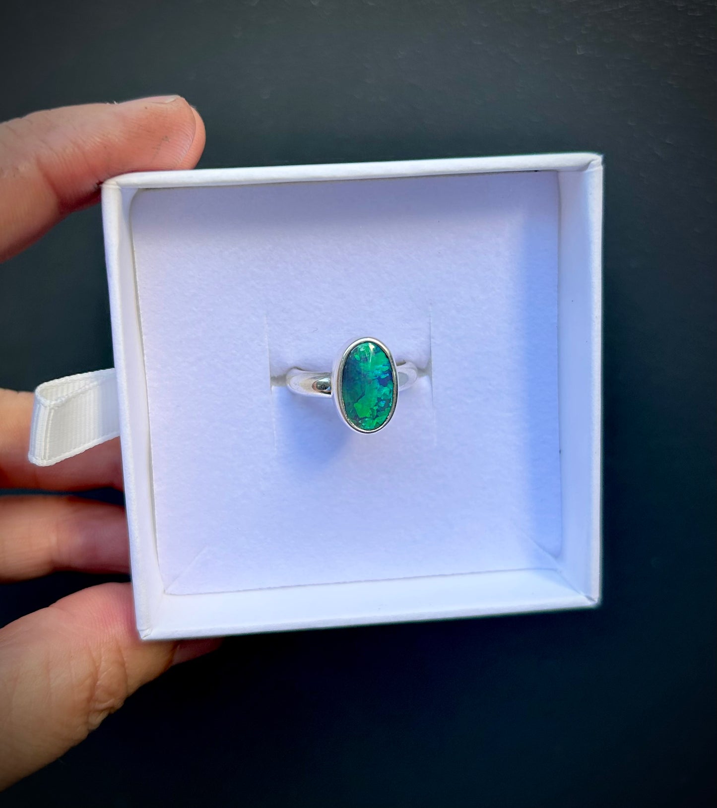 Aurora's wave - 3.10 solid opal stone